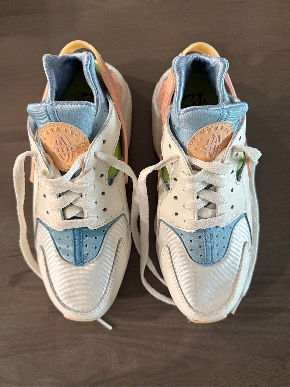 Nike Huarache Colorblock Low-Top Sneakers in White, Light Blue & Peach